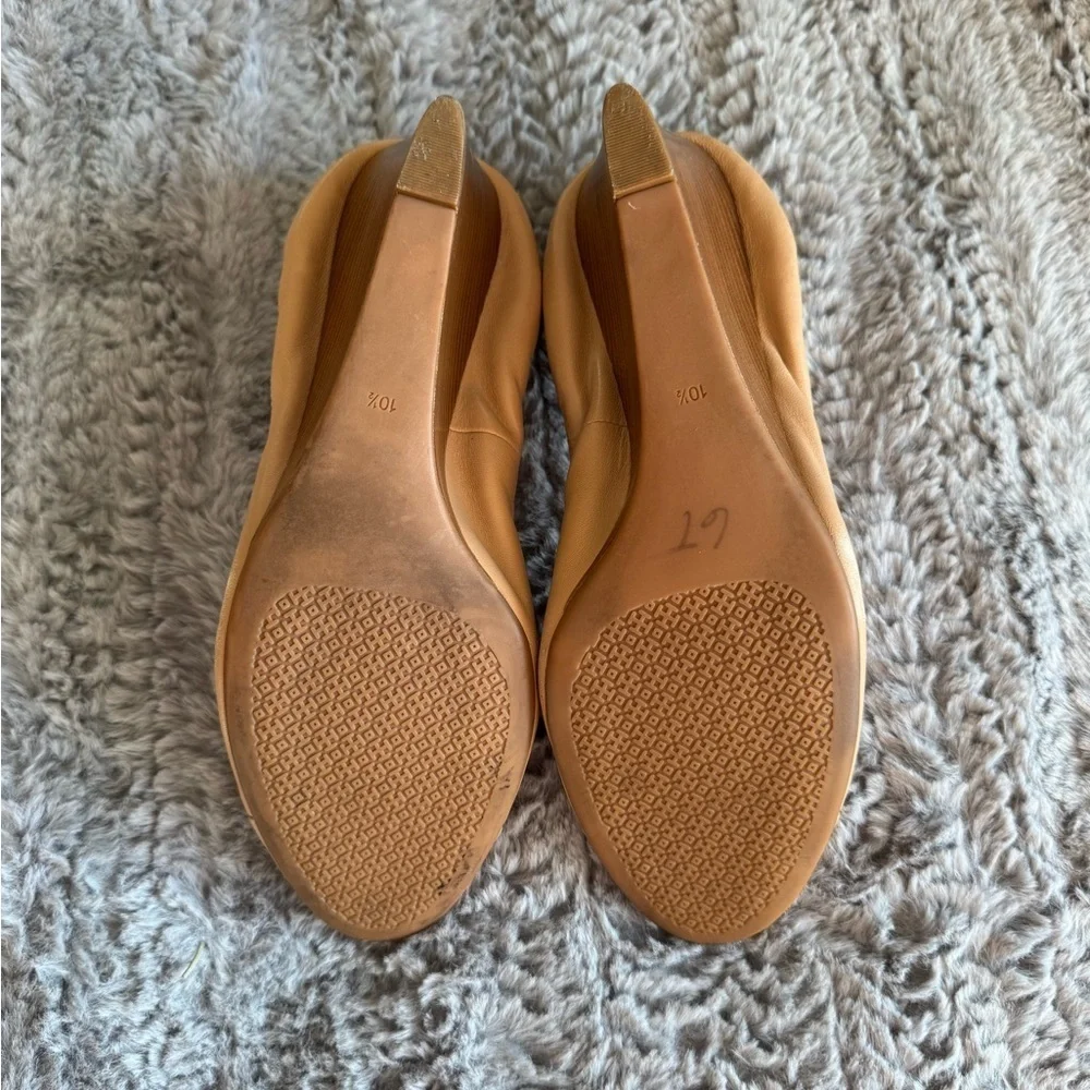 Tory Burch elegant tory